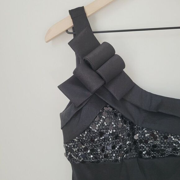 Caché One Shoulder Fit & Flare Sequin & Satin Gown in Black Size 6 - Picture 6 of 7